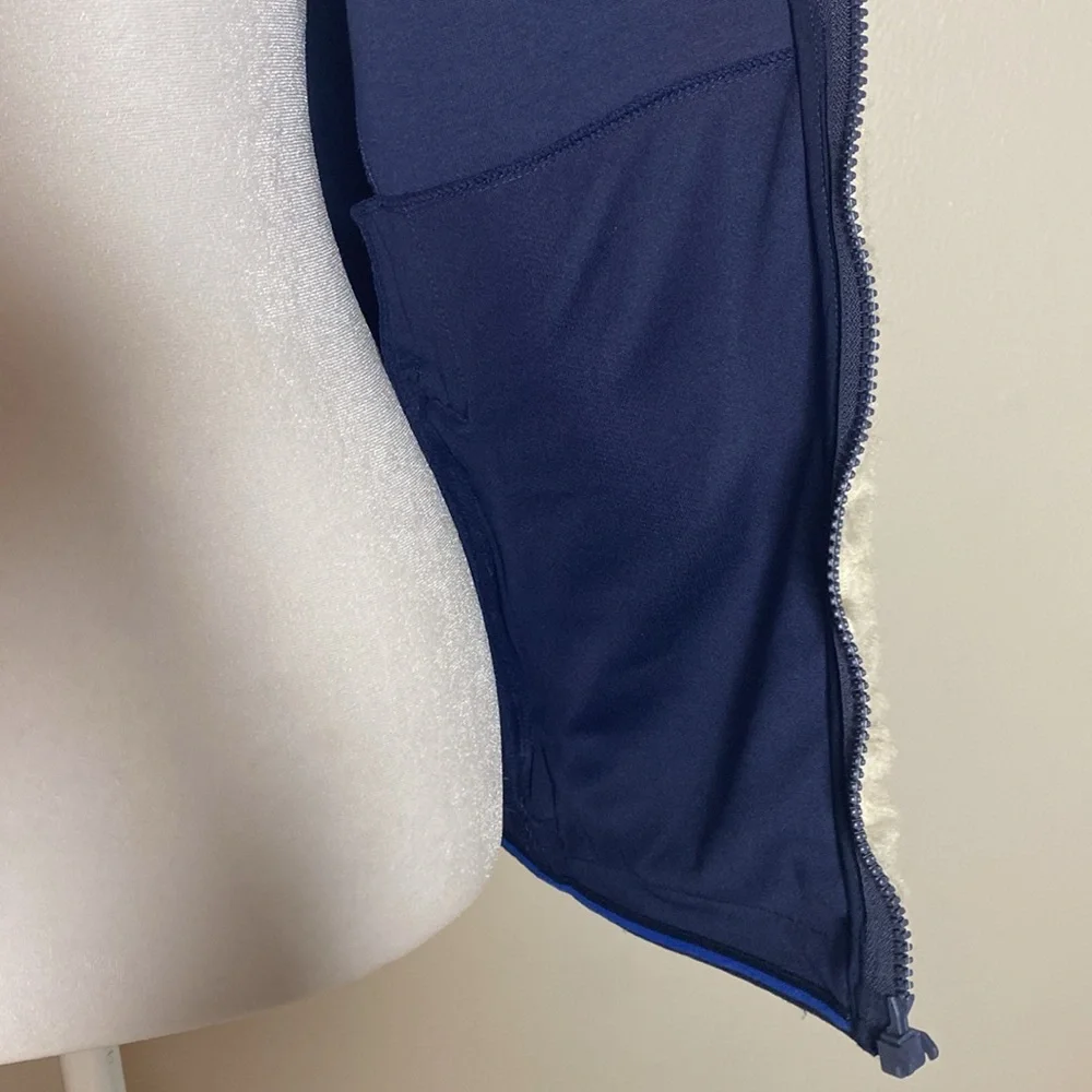 Vineyard Vines Cream Sherpa Vest with Navy Trim